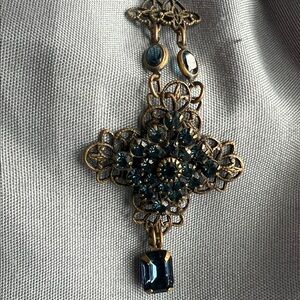 Kenny Ma Elegant Blue crystals and bronze Women's Necklace